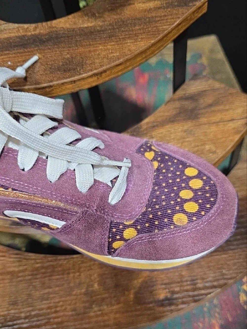 Skechers vibrant purple